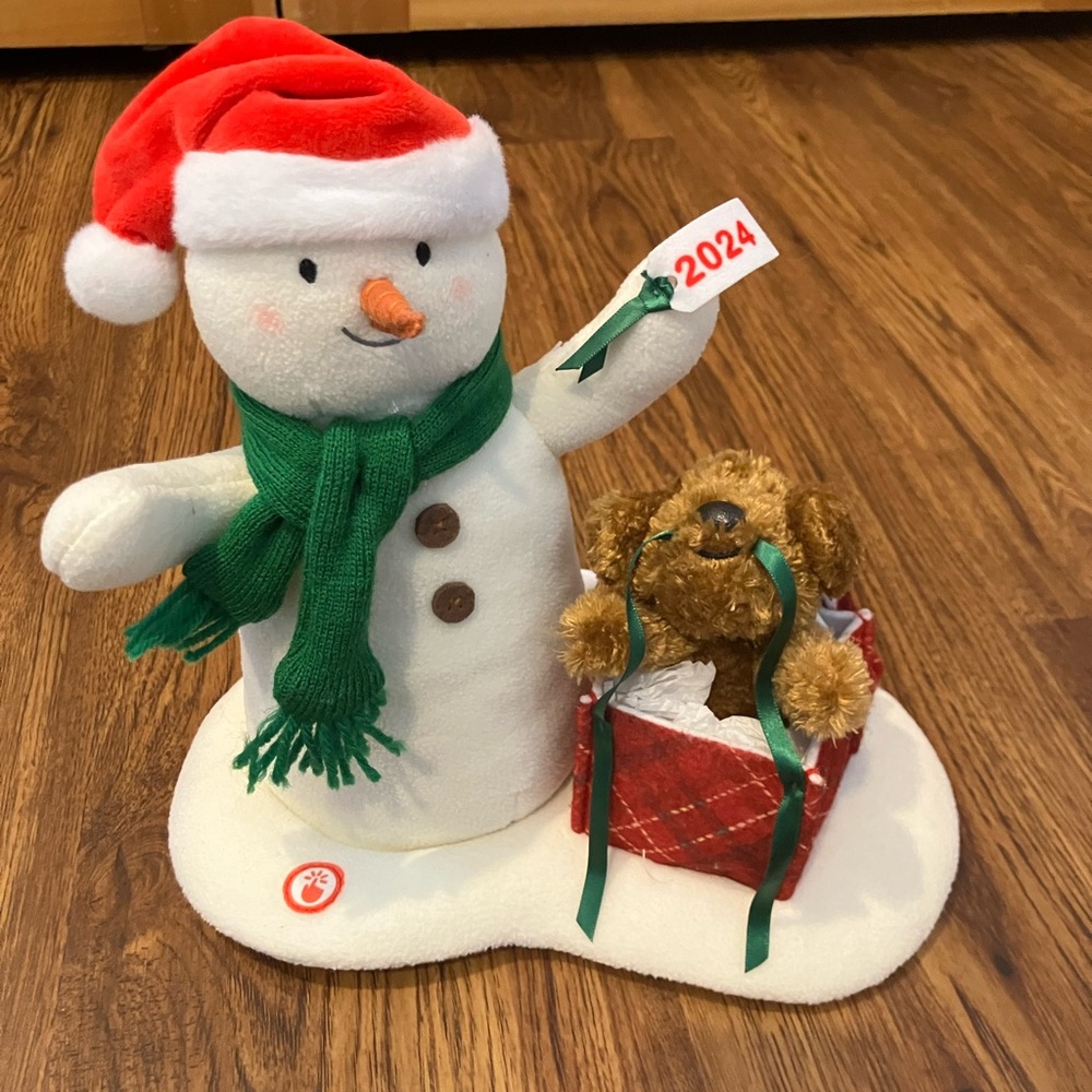 Hallmark 2024 Wrapped in Joy Singing Snowman